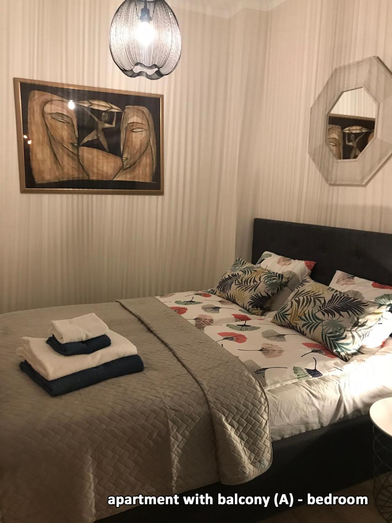 Villavieja17 Studio-Apartments อาลิกันเต ภายนอก รูปภาพ