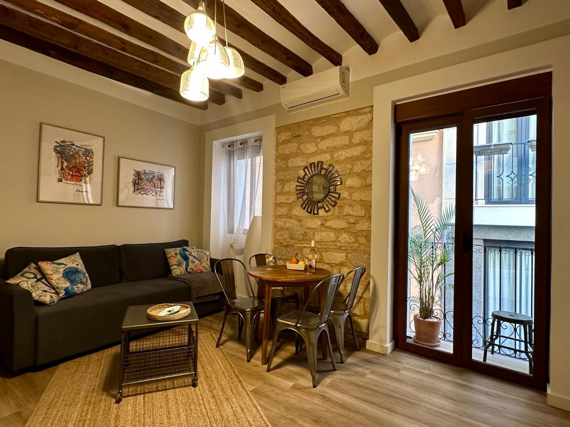 Villavieja17 Studio-Apartments อาลิกันเต ภายนอก รูปภาพ